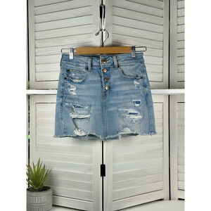 American Eagle High Rise Mini Distressed Stretchy Denim Skirt Women's size 4